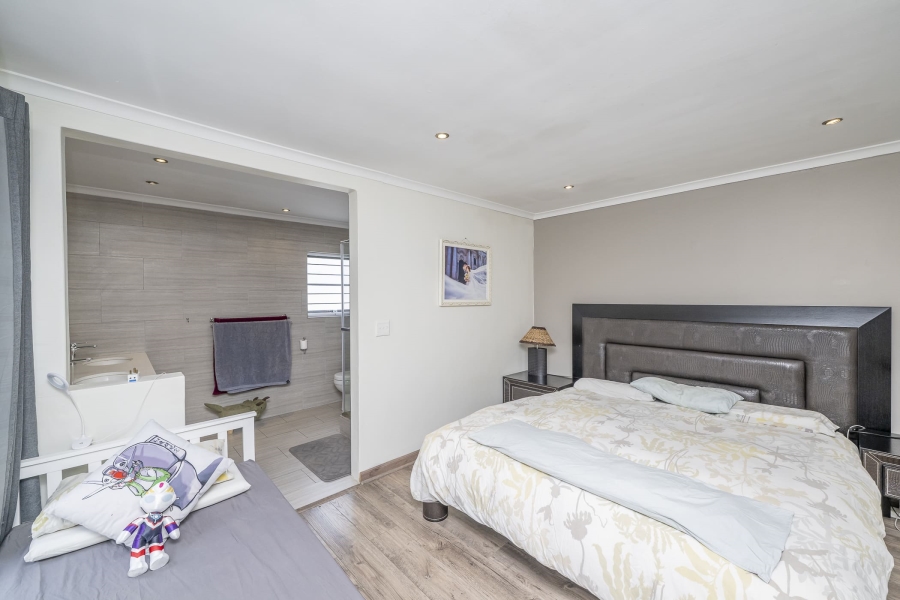 3 Bedroom Property for Sale in De Tijger Western Cape